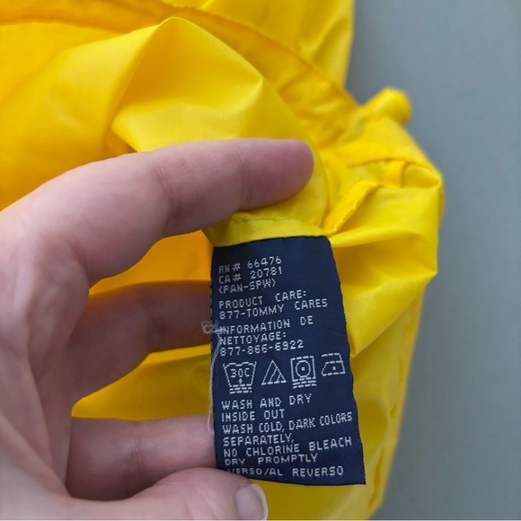 Tommy Jeans Y2K Vintage 2000 Yellow Windbreaker Men's Medium Hood Rain 1/4 Zip - Picture 6 of 8
